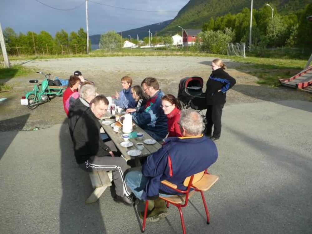 Mat må man ha - Arna disker opp.