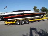 Donzi ZR 35 Svart, Rød og Gul