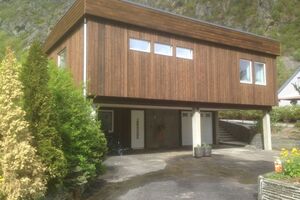 Rehabilitering av enebolig, Holten