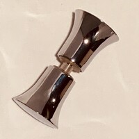 Dørknotter i metall (Bell)