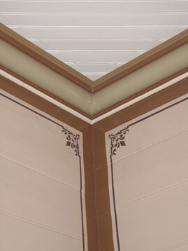 Dekorasjonsmaling i Gamlebanken på Sjøholt