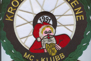 2 Broderte MC merker