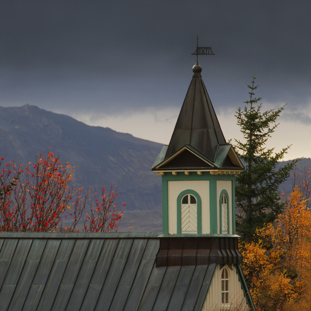Kirken i Thingvellir grunnlagt i 1907. 
Foto Geir Lundli