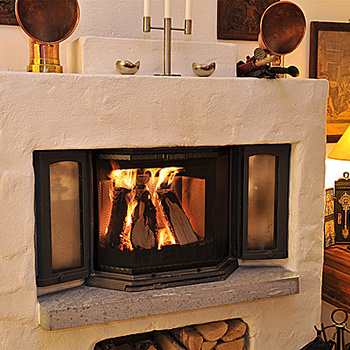 8 - Rettveggspeis med utenpåliggende sokkel ned mot gulv