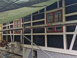 Reisverket i den gamle delen ble rettet av før isolasjon ble lagt.