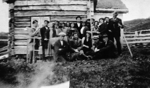 REF-0031 Avholdslaget 'Nytt Håp' utflukt til Nystuggu-Tverdal- setra Ilfjellet 1928