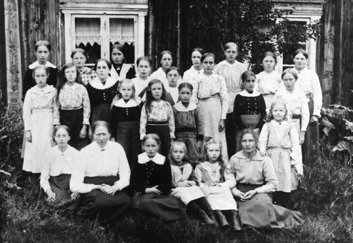 Ref-0285 Rokkones, Voll  Barneforening på Nordstuggu Rokkones.