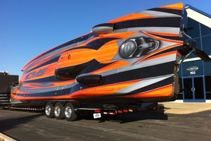 More pic of the MTI 48 CMS with 2 x 1350 hp Mercury Racing Turbo Power