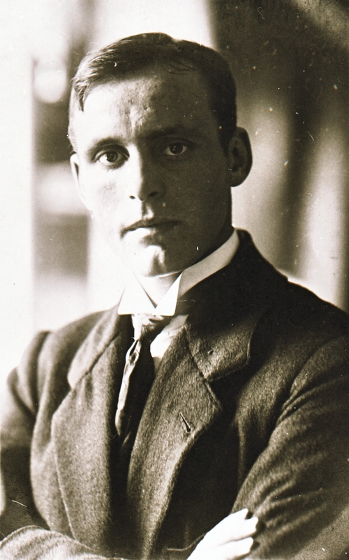 REF-0463 ca 1915. Mikal Hoel, kunstmålar frå Oppdal.