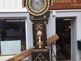 Restaurert gulvur, fra Trøndelag 1827