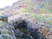 Innflyging av utstyr til kjerneboring ved

det gamle nikkelverket på Hamn 2008