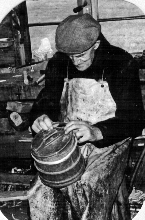 REF-0771 Anders Kjelland i arbeid.